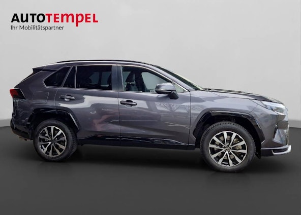 Vehicle image 4 Vehicle image 4