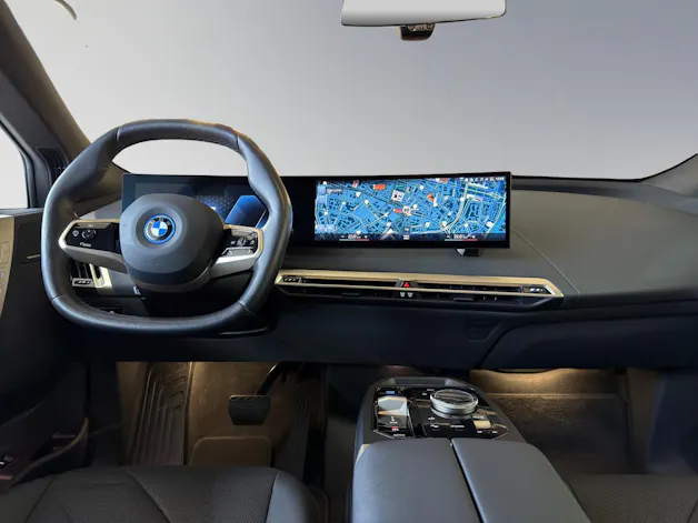 BMW iX xDrive50