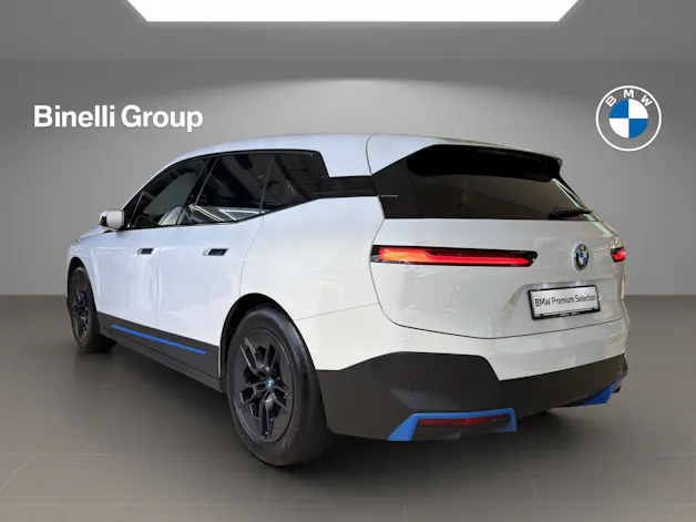 BMW iX xDrive50