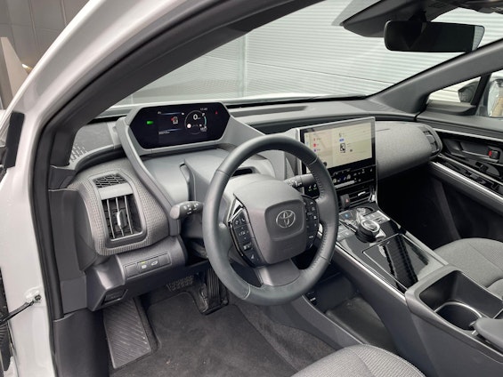 Vehicle image 7 Vehicle image 7