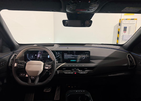 Vehicle image 7 Vehicle image 7