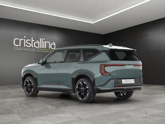 Vehicle image 2 Vehicle image 2