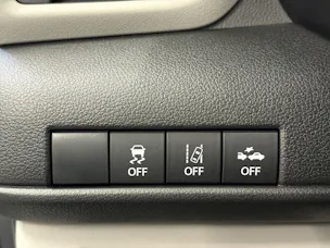 Suzuki Swift 1.2 Sakura Top Hybrid 4x4