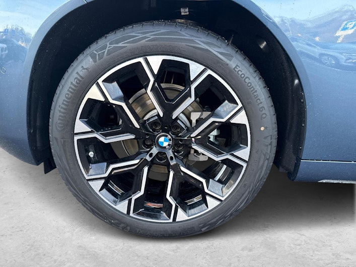 Vehicle image BMW X3