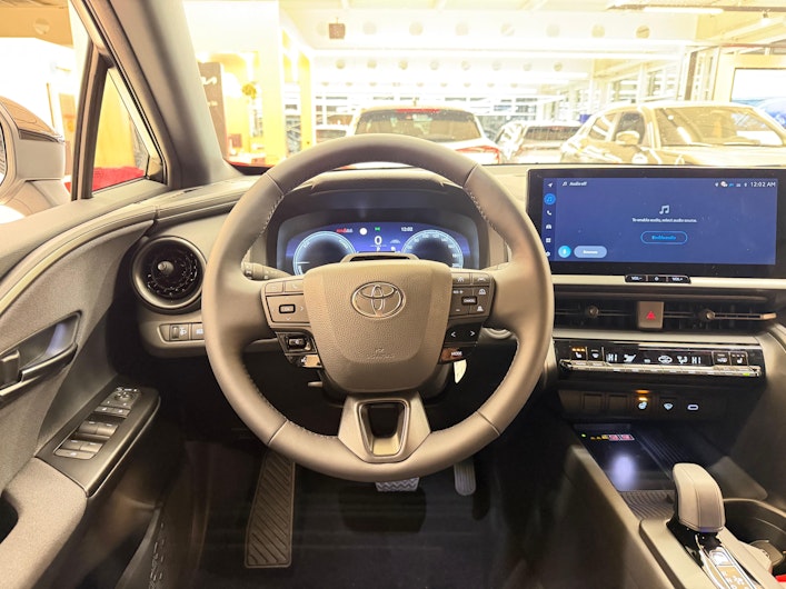 Vehicle image TOYOTA C-HR