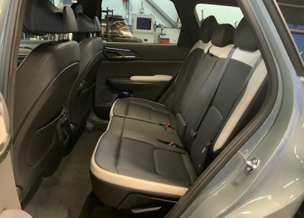 Vehicle image 6 Vehicle image 6