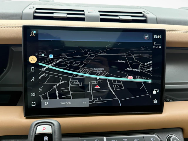 LAND ROVER Defender 110 5.0 V8 425 X: Prenotate ora una prova su strada!