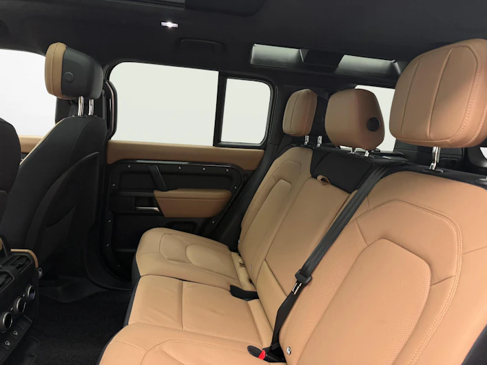 image du véhicule LAND ROVER DEFENDER