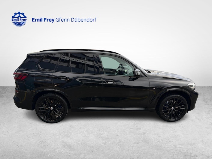 Vehicle image BMW X5