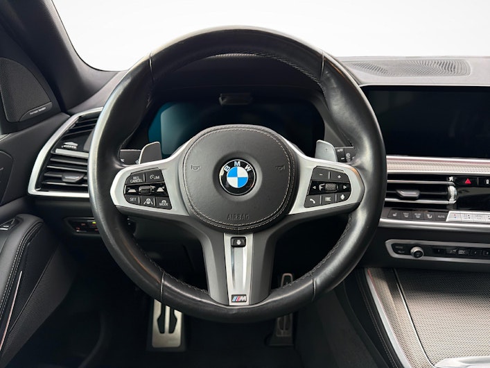 Vehicle image BMW X5