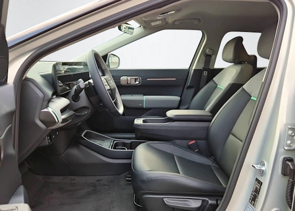 Vehicle image 2 Vehicle image 2