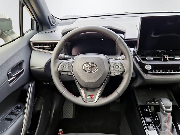 Vehicle image TOYOTA COROLLA CROSS