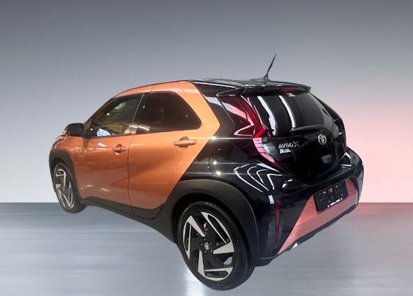 Vehicle image 2 Vehicle image 2