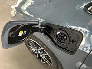 BMW 230e xDrive paddles Active Tourer