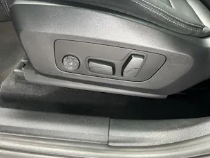BMW 230e xDrive paddles Active Tourer