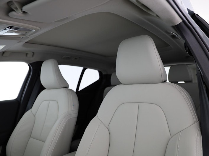 immagine del veicolo VOLVO XC40