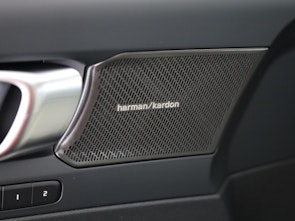 immagine del veicolo VOLVO XC40 2.0 B4 MH Ultra Dark