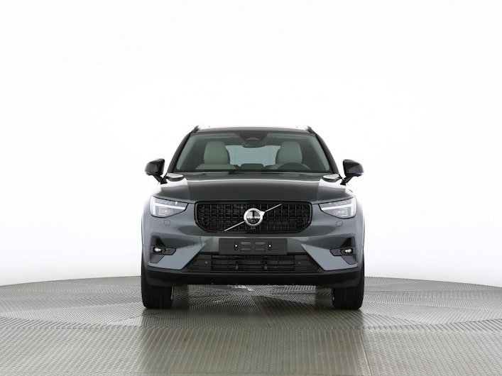 immagine del veicolo VOLVO XC40