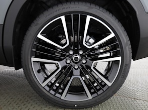 immagine del veicolo VOLVO XC40 2.0 B4 MH Ultra Dark