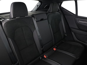 immagine del veicolo VOLVO XC40 2.0 B4 MH Black Edition