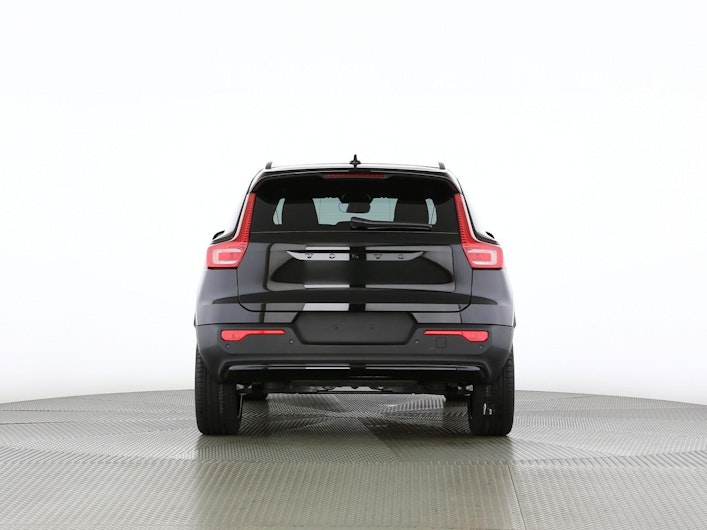 immagine del veicolo VOLVO XC40