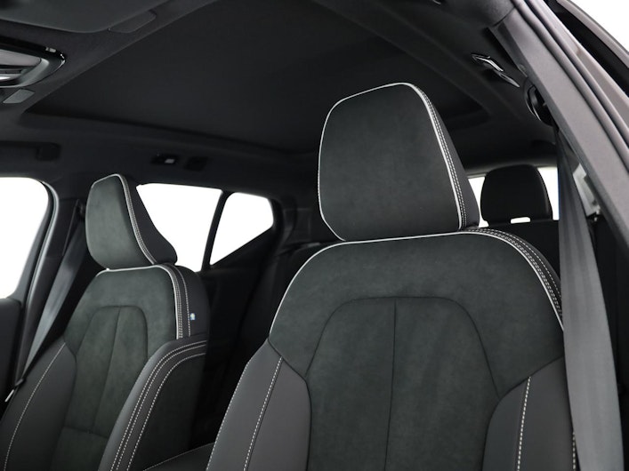 immagine del veicolo VOLVO XC40