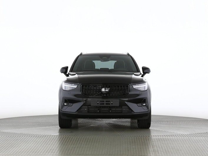 immagine del veicolo VOLVO XC40