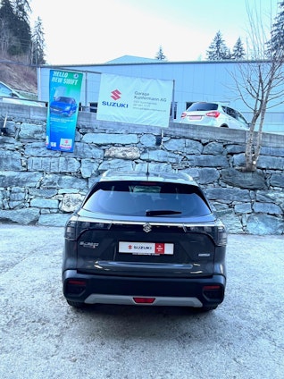 Vehicle image 5 Vehicle image 5