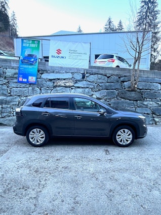 Vehicle image 4 Vehicle image 4