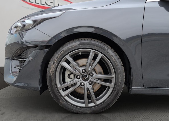 Fahrzeugbild 17 Fahrzeugbild 17