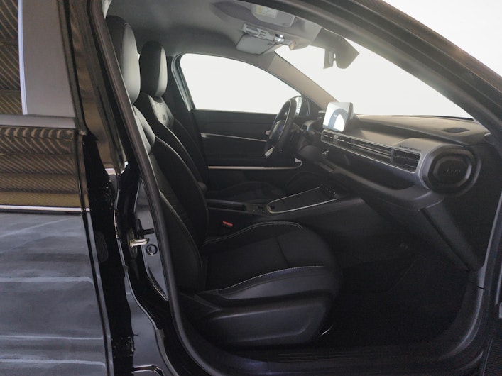 Fahrzeugbild JEEP AVENGER