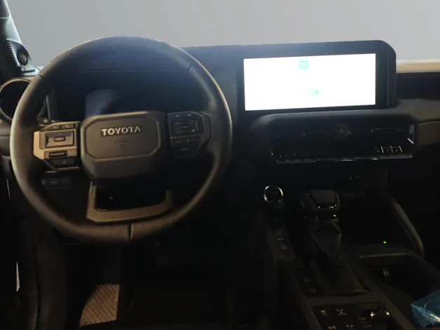 Toyota Land Cruiser 2.8 D 48V Invincible