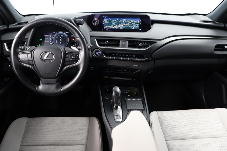 Vehicle image LEXUS UX