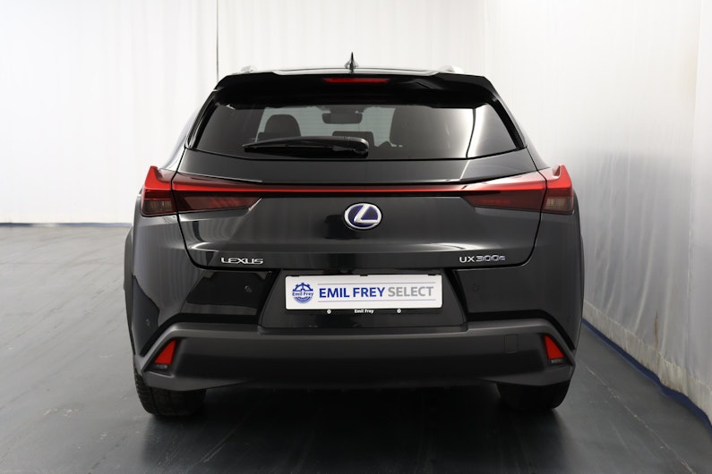 Vehicle image LEXUS UX
