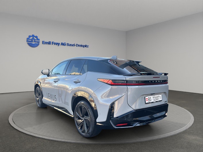 Vehicle image LEXUS RZ