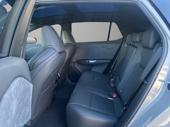 Vehicle image LEXUS RZ