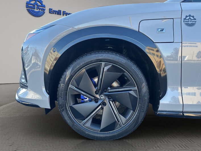 Vehicle image LEXUS RZ