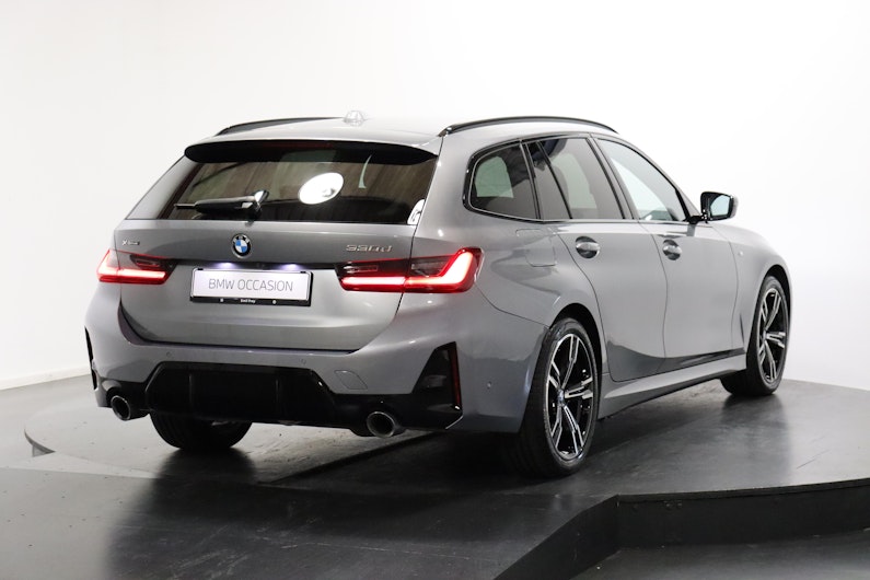 Vehicle image BMW 3 SERIES