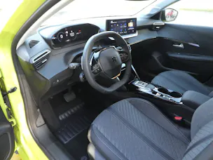 Peugeot 208 1.2 Hybrid Allure Premium