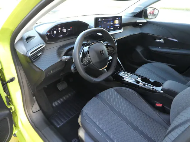 Peugeot 208 1.2 Hybrid Allure Premium
