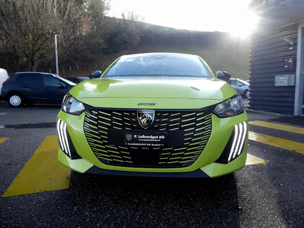 Peugeot 208 1.2 Hybrid Allure Premium