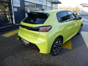 Peugeot 208 1.2 Hybrid Allure Premium