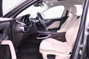 immagine del veicolo JAGUAR F-Pace 2.0 T 250 Portfolio AWD | Schiebedach | ACC