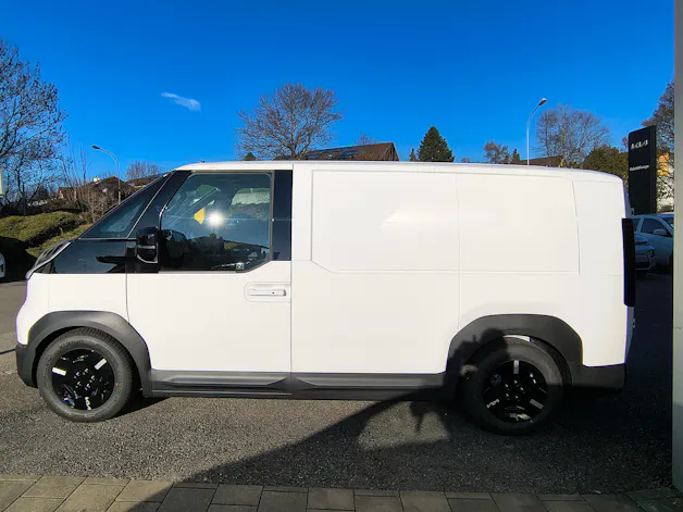 Kia PV5 Cargo 71.2 kWh Plus