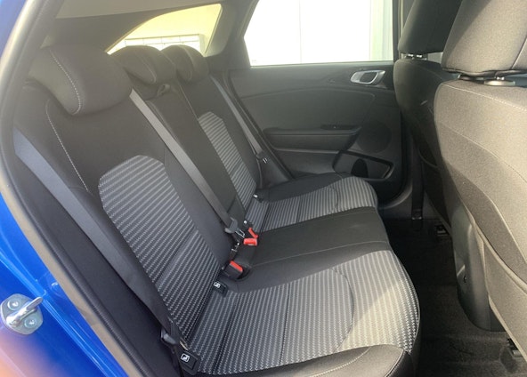 Vehicle image 6 Vehicle image 6