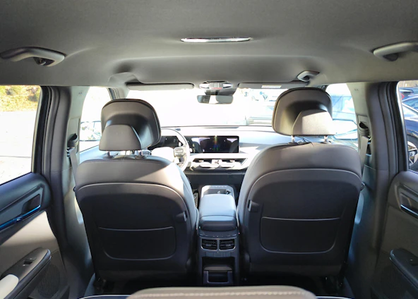 Vehicle image 8 Vehicle image 8