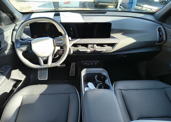 Vehicle image 5 Vehicle image 5