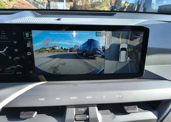 Vehicle image 6 Vehicle image 6