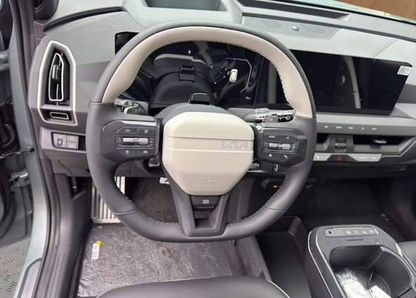 Vehicle image 7 Vehicle image 7