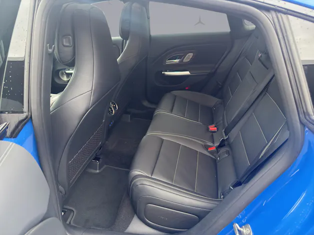 Mercedes-Benz CLA 220 AMG Line 4matic
